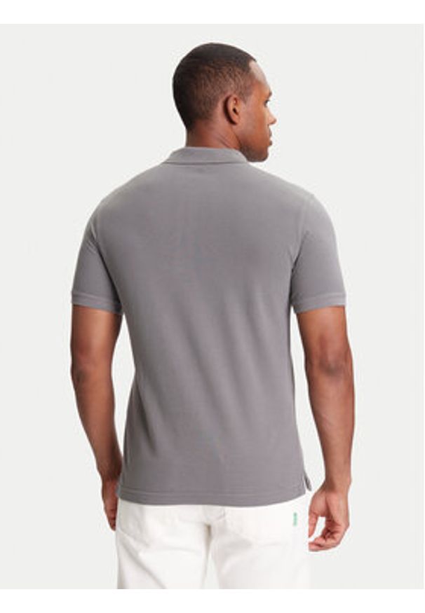 United Colors of Benetton - United Colors Of Benetton Polo 3089J3179 Szary Regular Fit. Typ kołnierza: polo. Kolor: szary. Materiał: bawełna