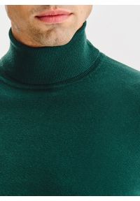 Pako Lorente - PAKO LORENTE - Ciemnozielony gładki golf męski. Typ kołnierza: golf. Kolor: niebieski, zielony, czarny. Materiał: poliamid, bawełna, elastan. Wzór: gładki. Sezon: jesień #6