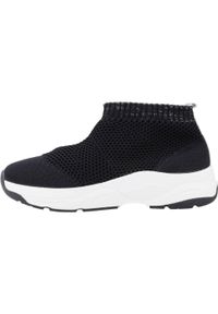 Buty VICTORIA 1151101V Czarny. Kolor: czarny. Materiał: tkanina. Sport: turystyka piesza
