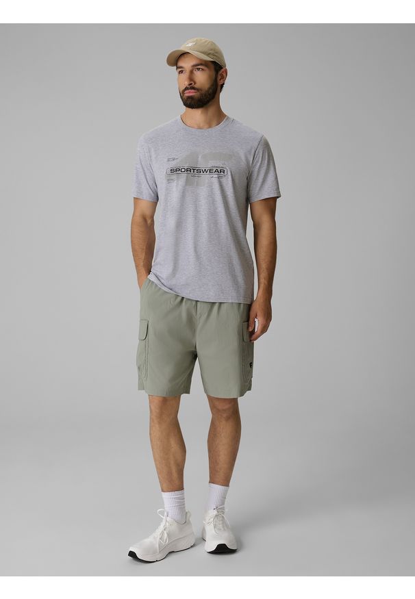 4f - 4F T-shirt regular z nadrukiem męski - szary 3XL. Okazja: na co dzień, do pracy, na spacer. Kolor: szary. Materiał: bawełna, materiał. Wzór: nadruk. Styl: casual