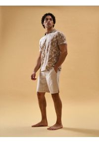 Sinsay - Szorty z domieszką lnu - beżowy. Kolor: beżowy. Materiał: len