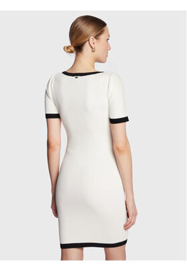 Fracomina Sukienka dzianinowa FS23SD5005K41701 Biały Slim Fit. Kolor: biały. Materiał: dzianina, syntetyk