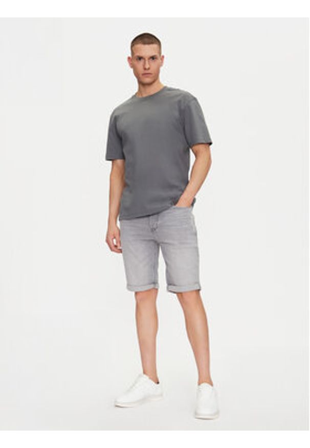 Hugo - HUGO Szorty jeansowe 50537720 Szary Slim Fit. Kolor: szary. Materiał: jeans
