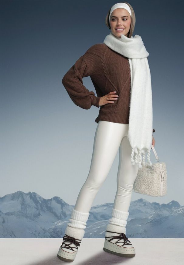 Born2be - Brązowy Sweter Ozdobiony Ściągaczami i Splotem Temirene. Okazja: na co dzień. Kolor: brązowy. Materiał: dzianina, jeans. Wzór: aplikacja, ze splotem. Styl: casual
