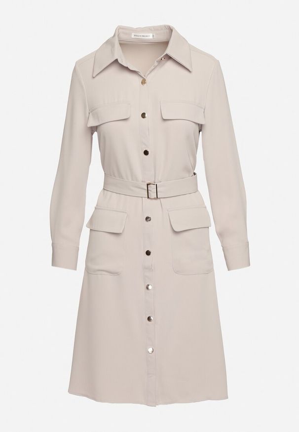 Born2be - Beżowa Sukienka Koszulowa z Kieszeniami w Stylu Utility Naiatema. Okazja: na co dzień. Kolor: beżowy. Typ sukienki: koszulowe. Styl: casual, klasyczny