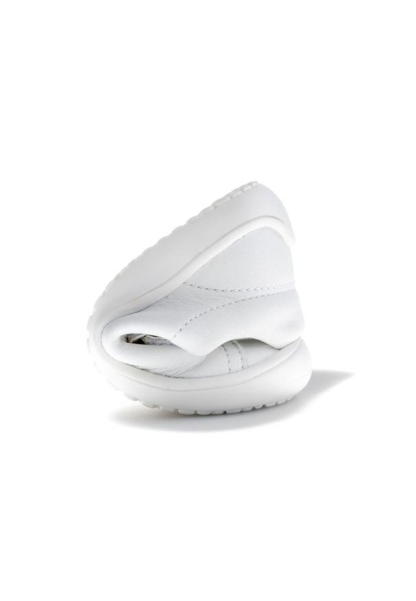 Pablosky - Buty PABLOSKY 063400P Biały. Kolor: biały. Materiał: syntetyk, tkanina, skóra. Sport: turystyka piesza