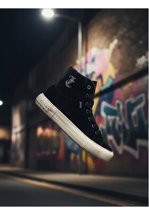 Juicy Couture Sneakersy CEO-VSJU007 Czarny. Kolor: czarny. Materiał: materiał