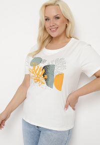 Born2be - Biały Bawełniany T-shirt z Nadrukiem i Cyrkoniami Tiimauni. Okazja: na co dzień. Kolor: biały. Materiał: bawełna. Wzór: nadruk. Styl: casual, klasyczny #4