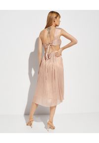 MARIA LUCIA HOHAN - Jedwabna sukienka midi Iman. Kolor: beżowy. Materiał: jedwab. Długość rękawa: na ramiączkach. Typ sukienki: asymetryczne. Długość: midi #11