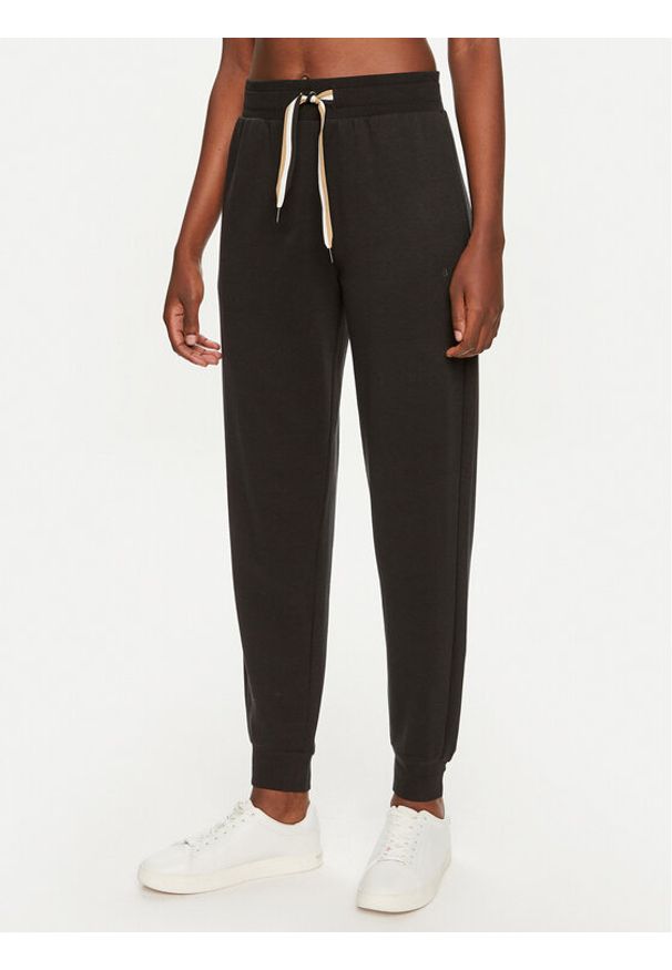 BOSS - Boss Spodnie dresowe CP Stripe 50524759 Czarny Regular Fit. Kolor: czarny. Materiał: bawełna, lyocell