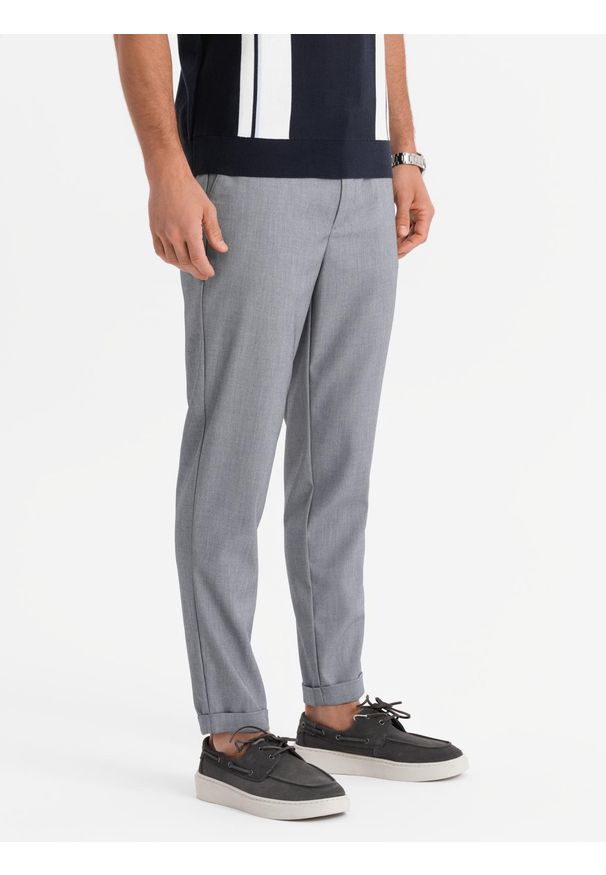 Ombre Clothing - Spodnie męskie chino REGULAR FIT z gumką w pasie – szare V2 OM-PACP-0157 - XXL. Okazja: na co dzień. Kolor: szary. Materiał: guma, bawełna, poliester, wiskoza, włókno, materiał, tkanina. Styl: elegancki, casual