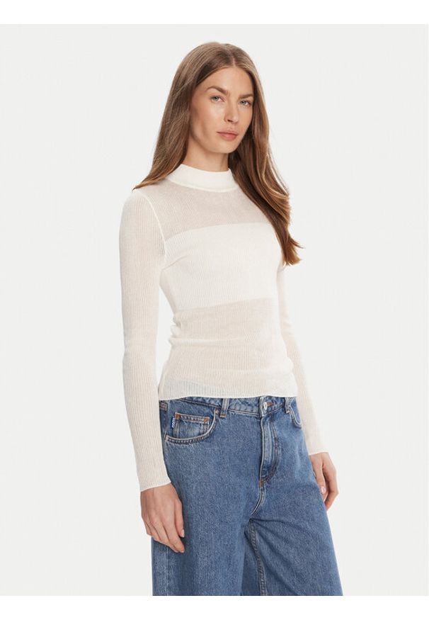 Hugo - HUGO Sweter Slumy_B 50543045 Écru Slim Fit. Kolor: kremowy. Materiał: wiskoza