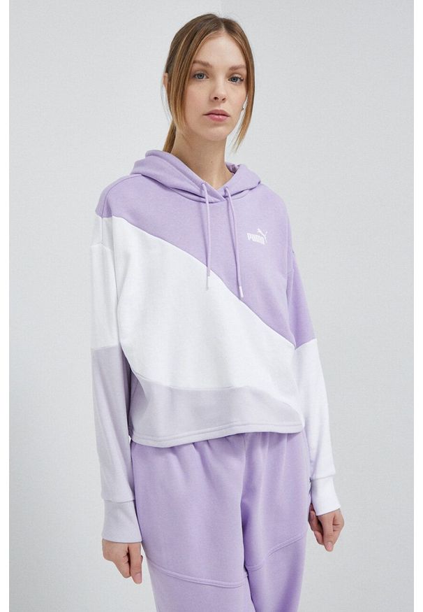 Puma bluza damska kolor fioletowy z kapturem wzorzysta. Typ kołnierza: kaptur. Kolor: fioletowy. Materiał: materiał, dzianina. Długość rękawa: długi rękaw. Długość: długie