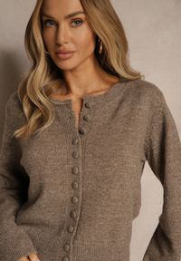 Renee - Beżowy Rozpinany Kardigan z Wełną Kornelira. Okazja: na co dzień. Kolor: beżowy. Materiał: wełna. Styl: casual, elegancki