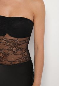 Born2be - Czarna Sukienka Koktajlowa z Wiskozą o Dopasowanym Kroju z Koronką Wstawką Nilanella. Okazja: na imprezę. Kolor: czarny. Materiał: koronka, wiskoza. Wzór: koronka. Typ sukienki: dopasowane. Styl: wizytowy #7