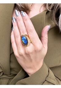Brazi Druse Jewelry - Pierścionek Labradoryt złocony. Materiał: srebrne. Kamień szlachetny: labradoryt