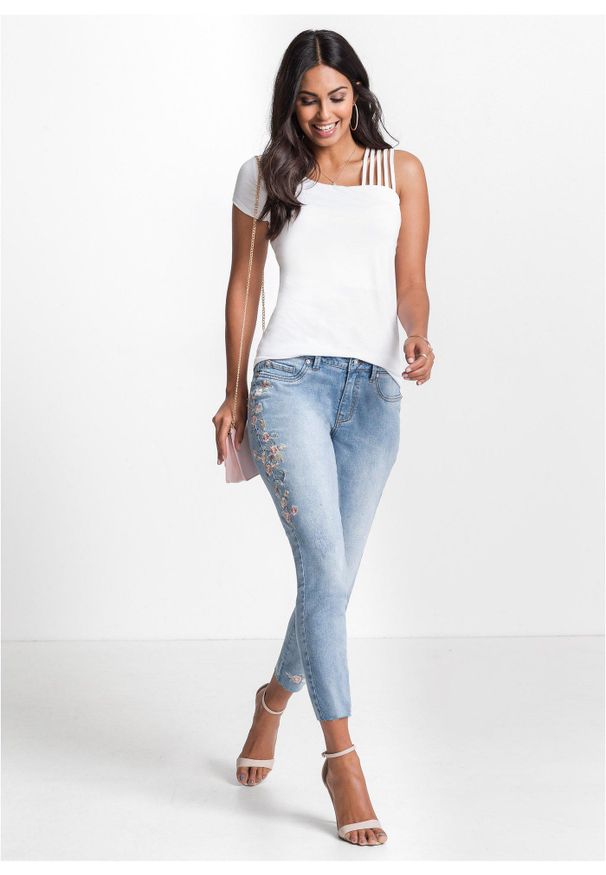 bonprix - Jeansy skinny, średni stan, krótsza nogawka. Kolor: niebieski. Długość: krótkie. Wzór: haft, kwiaty