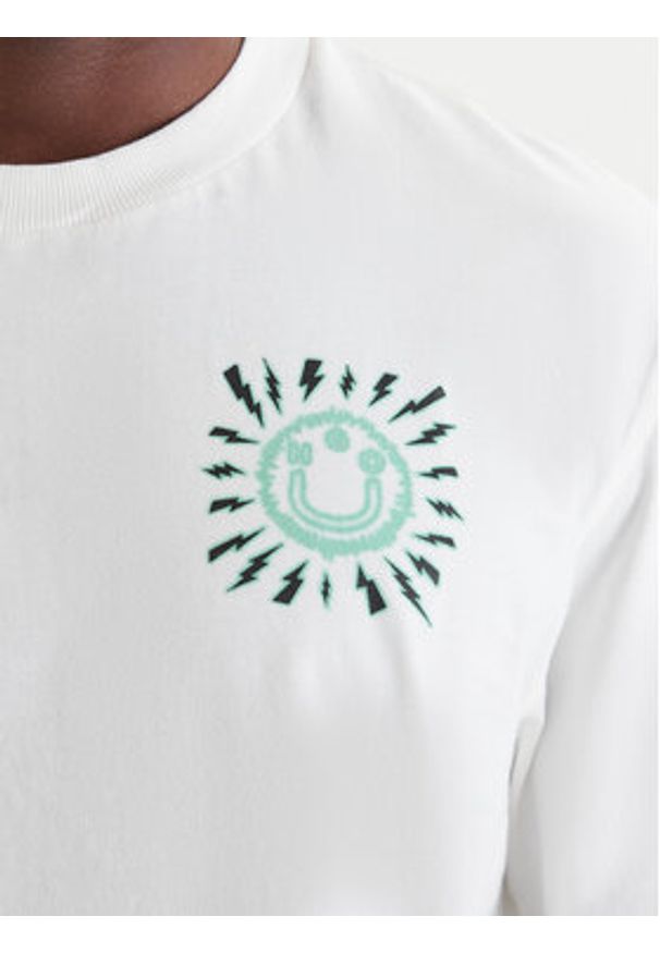 Hugo - HUGO T-Shirt Nextralio 50560090 Biały Regular Fit. Kolor: biały. Materiał: bawełna