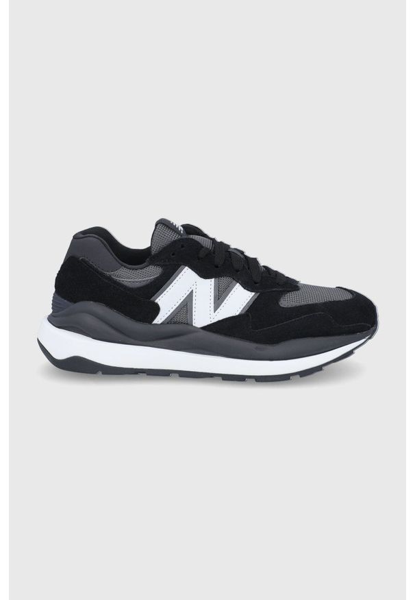 New Balance buty M5740CBA kolor czarny. Nosek buta: okrągły. Zapięcie: sznurówki. Kolor: czarny. Materiał: guma