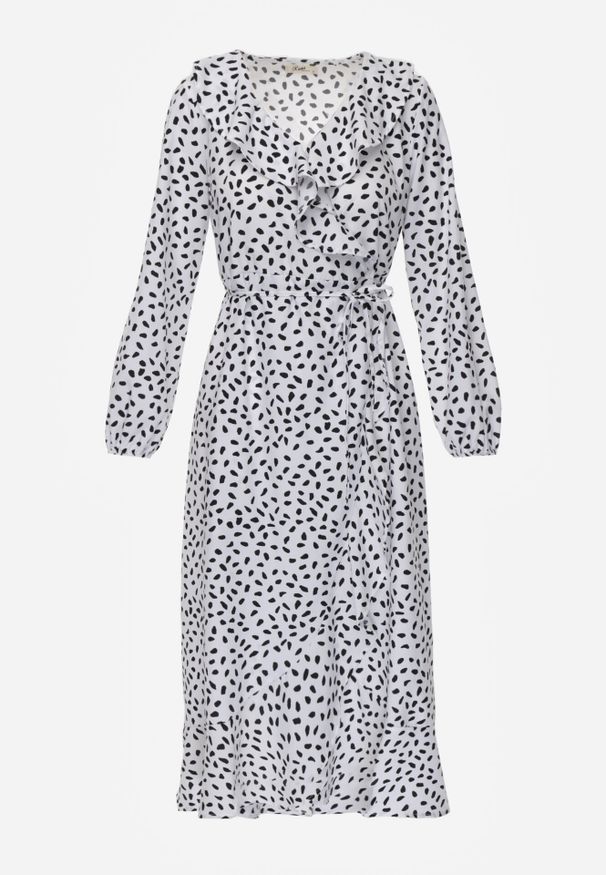 Born2be - Biała Kopertowa Sukienka w Kropki z Falbankami Kaikiran. Typ kołnierza: kołnierz z falbankami. Kolor: biały. Wzór: kropki. Typ sukienki: kopertowe