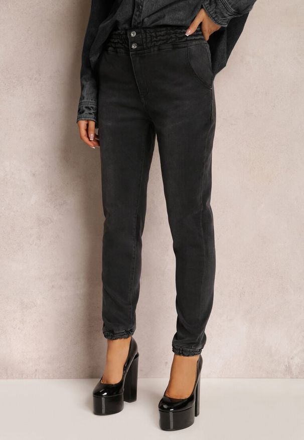 Renee - Czarne Jeansy Joggery Ketsiah. Kolor: czarny. Styl: elegancki
