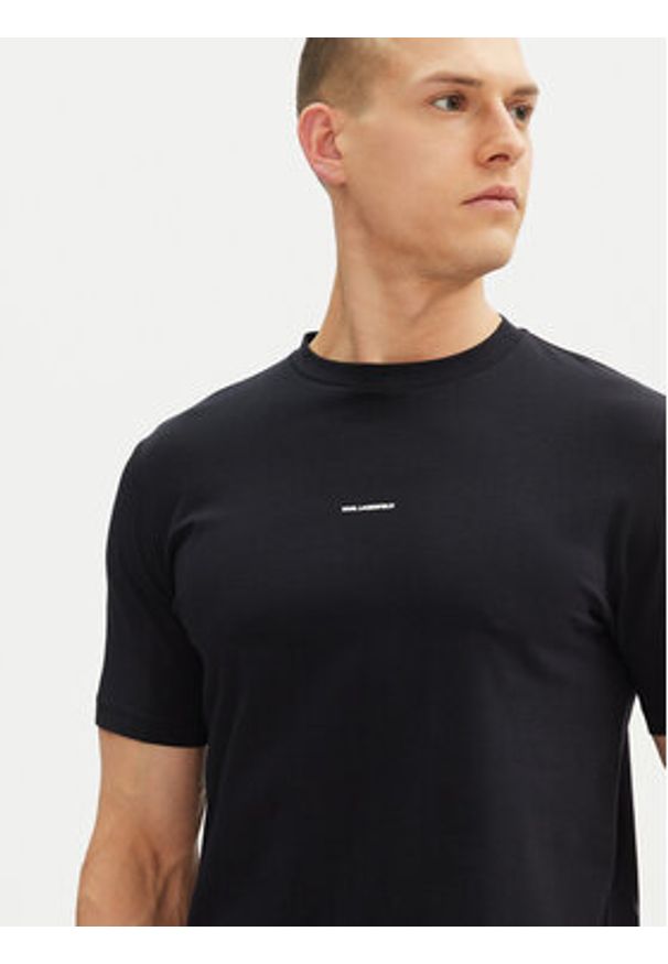 Karl Lagerfeld - KARL LAGERFELD T-Shirt 755030 552235 Granatowy Regular Fit. Typ kołnierza: dekolt w karo. Kolor: niebieski. Materiał: bawełna