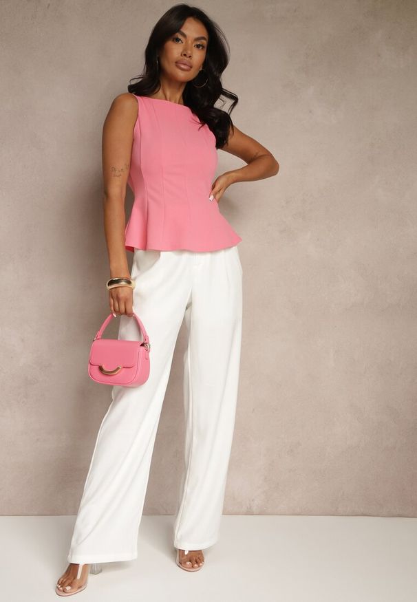 Renee - Różowa Bluzka Bez Rękawów z Wiskozą Zdobiona Baskinką Linoreina. Okazja: na co dzień. Kolor: różowy. Materiał: wiskoza. Długość rękawa: bez rękawów. Wzór: aplikacja. Styl: casual, elegancki