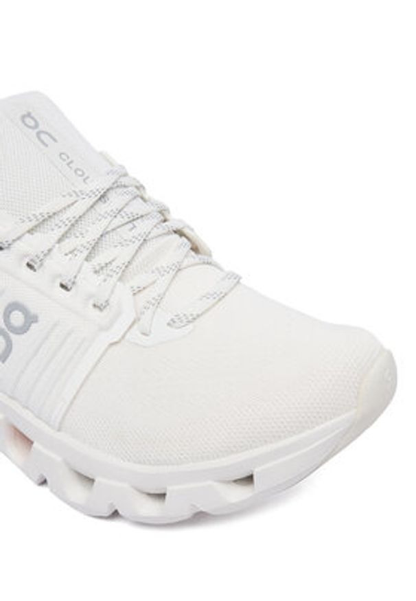 On Sneakersy Cloudswift 4 AD 3WF10454833 Biały. Kolor: biały. Materiał: materiał