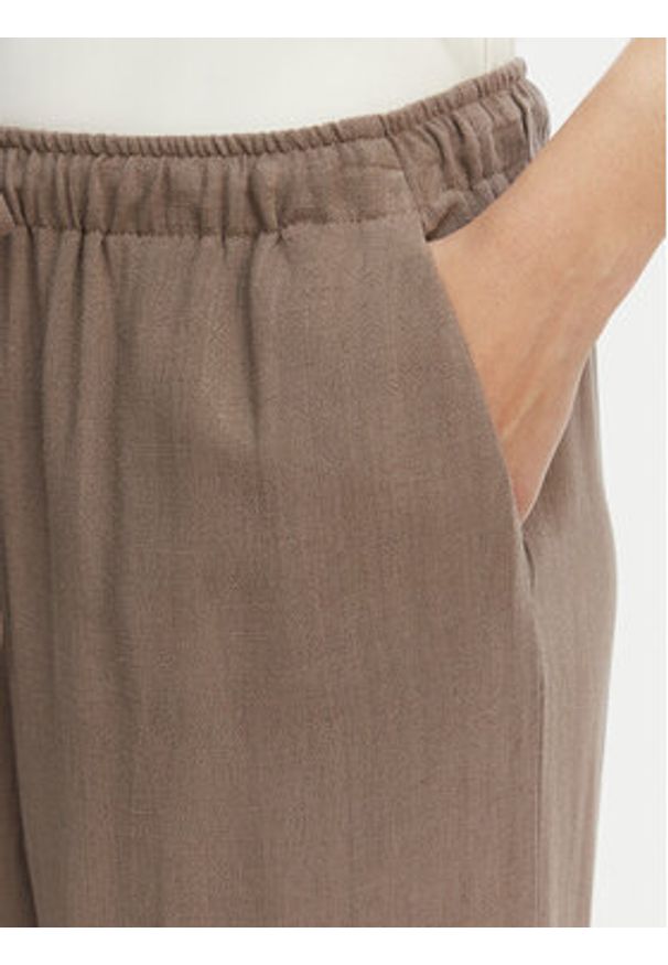 only - ONLY Spodnie materiałowe Siesta 15322263 Brązowy Regular Fit. Kolor: brązowy. Materiał: wiskoza