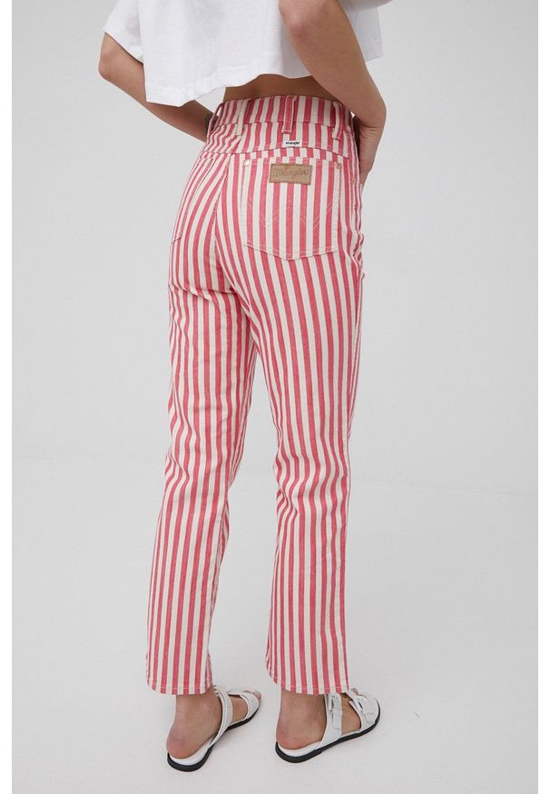 Wrangler jeansy damskie kolor różowy high waist. Stan: podwyższony. Kolor: różowy