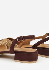 Renee - Brązowe Sandały Ozdobione Plecionką Magicgriddle. Okazja: na co dzień, na imprezę. Zapięcie: sprzączka. Kolor: brązowy. Materiał: jeans. Wzór: aplikacja. Obcas: na obcasie. Styl: casual, elegancki. Wysokość obcasa: średni #8