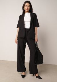 Born2be - Czarny Garniturowy Komplet Marynarka na Krótki Rękaw i Szerokie Spodnie Amalilia. Kolor: czarny. Materiał: szyfon #2
