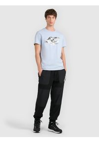 4f - 4F T-shirt regular z nadrukiem męski - niebieska XL. Okazja: na co dzień. Kolor: niebieski. Materiał: dzianina, materiał, bawełna. Wzór: nadruk. Styl: casual #2