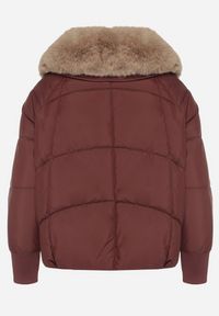 Born2be - Bordowa Puchowa Kurtka Pikowana z Futrzanym Kołnierzem Lanivela. Okazja: na co dzień, do pracy, na spotkanie biznesowe. Kolekcja: plus size. Kolor: czerwony. Materiał: puch, futro. Styl: biznesowy, casual #7