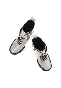 Szare Botki S.Barski Eleganckie Buty Na Obcasie. Okazja: na spotkanie biznesowe. Zapięcie: sznurówki. Kolor: szary. Materiał: skóra ekologiczna, materiał. Sezon: wiosna, zima, jesień. Obcas: na obcasie. Styl: elegancki. Wysokość obcasa: średni #5