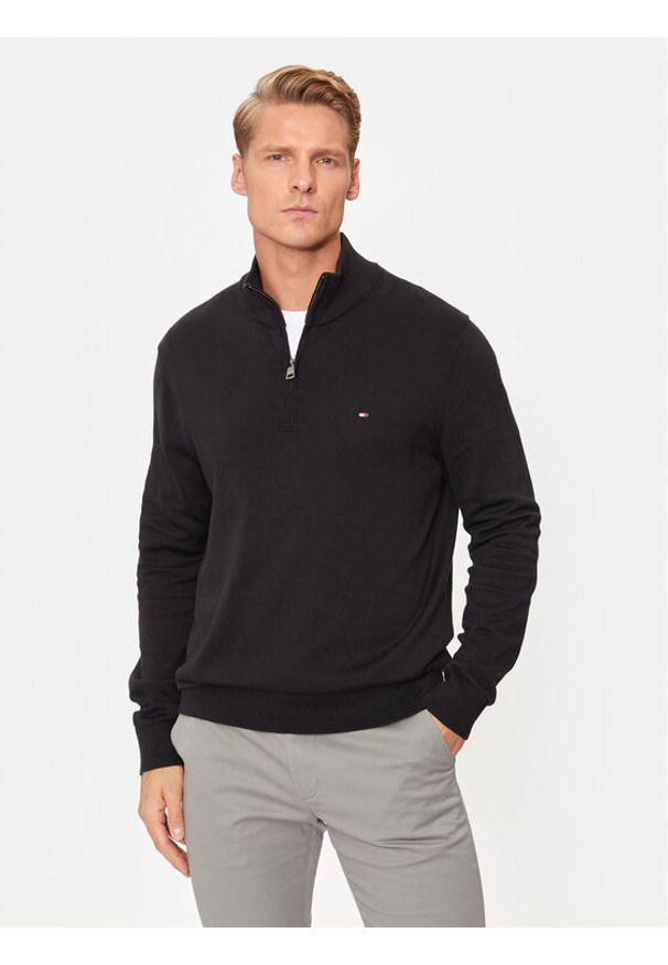 TOMMY HILFIGER - Tommy Hilfiger Sweter Essential MW0MW37331 Czarny Regular Fit. Kolor: czarny. Materiał: bawełna