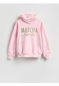 Reserved - Bluza oversize z haftem - pastelowy róż. Kolor: różowy. Materiał: dzianina, bawełna. Wzór: haft #1