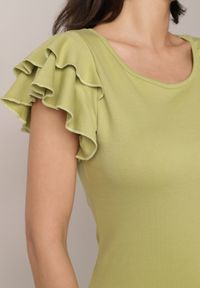 Born2be - Zielona Bawełniana Bluzka o Prostym Kroju z Krótkim Rękawem z Falbanek Himoni. Okazja: do pracy, na co dzień. Typ kołnierza: kołnierz z falbankami. Kolor: zielony. Materiał: bawełna. Długość rękawa: krótki rękaw. Długość: krótkie. Styl: elegancki, klasyczny, casual #5