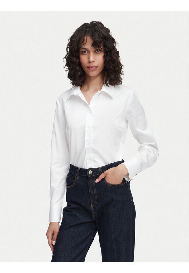 Guess Koszula W6YH10 W2752 Biały Slim Fit. Kolor: biały. Materiał: bawełna