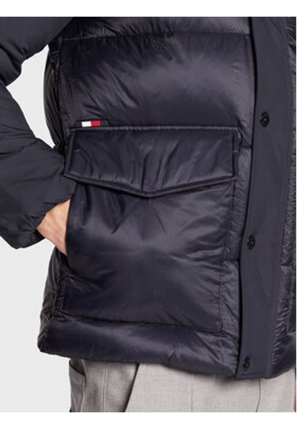 TOMMY HILFIGER - Tommy Hilfiger Kurtka zimowa MW0MW28723 Granatowy Regular Fit. Kolor: niebieski. Materiał: syntetyk. Sezon: zima