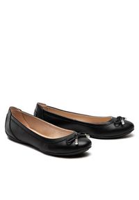 Geox Baleriny D Charlene B D02Y7B 000BC C9999 Czarny. Kolor: czarny. Materiał: skóra