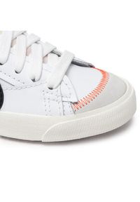 Nike Buty Blazer Mis '77 Jumbo DD3111 100 Biały. Kolor: biały. Materiał: skóra