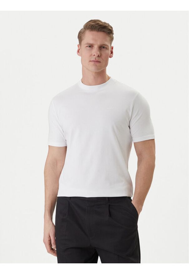 Karl Lagerfeld - KARL LAGERFELD T-Shirt 755034 562235 Biały Regular Fit. Typ kołnierza: dekolt w karo. Kolor: biały. Materiał: bawełna