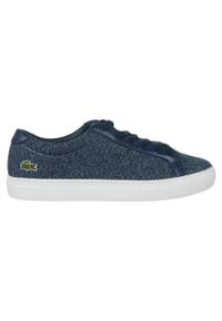 Buty lifestylowe Lacoste L 12 12 317 W 7-34CAW0017003 białe niebieskie. Okazja: na co dzień. Zapięcie: sznurówki. Kolor: wielokolorowy, biały, niebieski. Materiał: syntetyk, materiał. Szerokość cholewki: normalna. Styl: casual