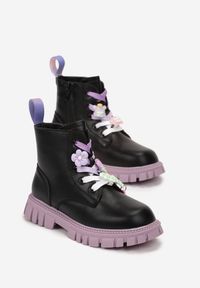 Born2be - Czarno-Fioletowe Botki Workery z Ozdobnym Sznurowaniem Paulla. Okazja: na co dzień. Kolor: czarny. Styl: casual