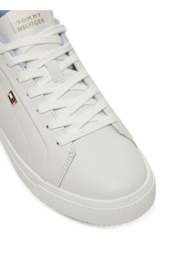 TOMMY HILFIGER - Tommy Hilfiger Sneakersy Sporty Sneaker FW0FW08899 Biały. Kolor: biały. Materiał: skóra