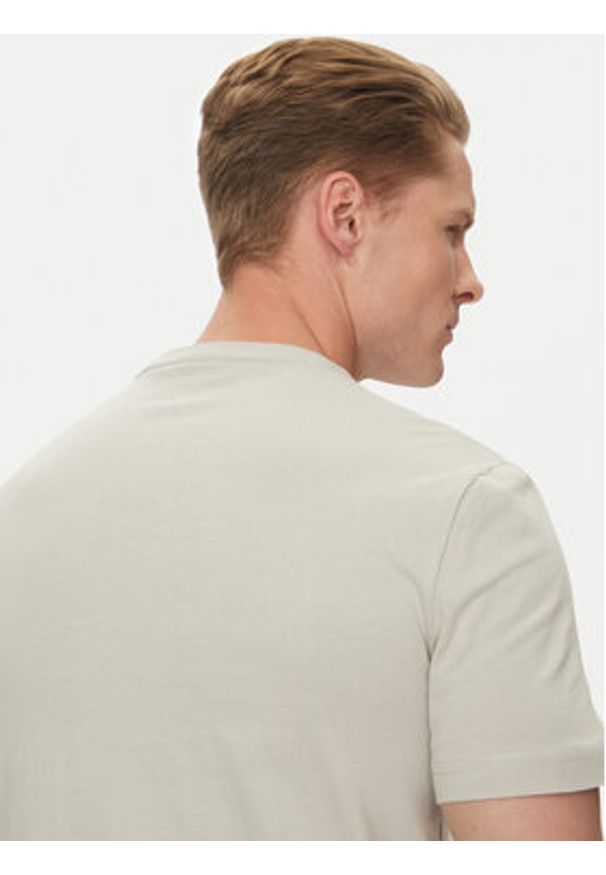 Calvin Klein T-Shirt Linear Ombre K10K114163 Szary Regular Fit. Kolor: szary. Materiał: bawełna