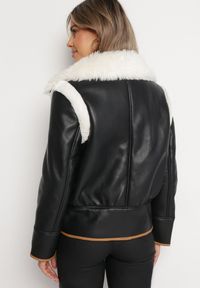 Born2be - Czarna Kurtka Pilotka z Beżową Lamówką z Kołnierzem z Futerkiem i Paskiem Divona. Kolor: czarny. Materiał: futro #5