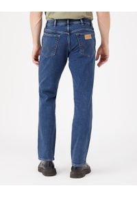 Wrangler - WRANGLER TEXAS MĘSKIE SPODNIE JEANSOWE THE MOMENT AUTHENTIC STRAIGHT W121OCR25. Okazja: na spotkanie biznesowe. Styl: biznesowy, elegancki