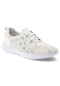 Półbuty damskie Artiker, skóra naturalna perforowana cholewka sznurowane lekka elastyczna podeszwa sportowy fason, białe, 58C0156. Okazja: na co dzień, na spacer. Zapięcie: sznurówki. Kolor: biały. Materiał: skóra. Szerokość cholewki: normalna. Wzór: ażurowy. Sport: turystyka piesza #1